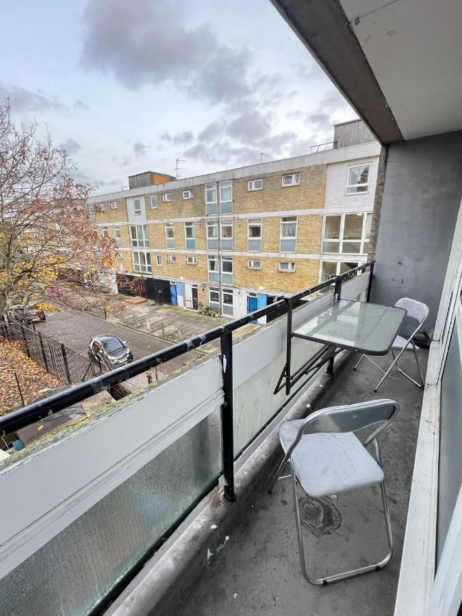 Entire 3 Bedroom Luxury Apartment In London With Private Balcony מראה חיצוני תמונה